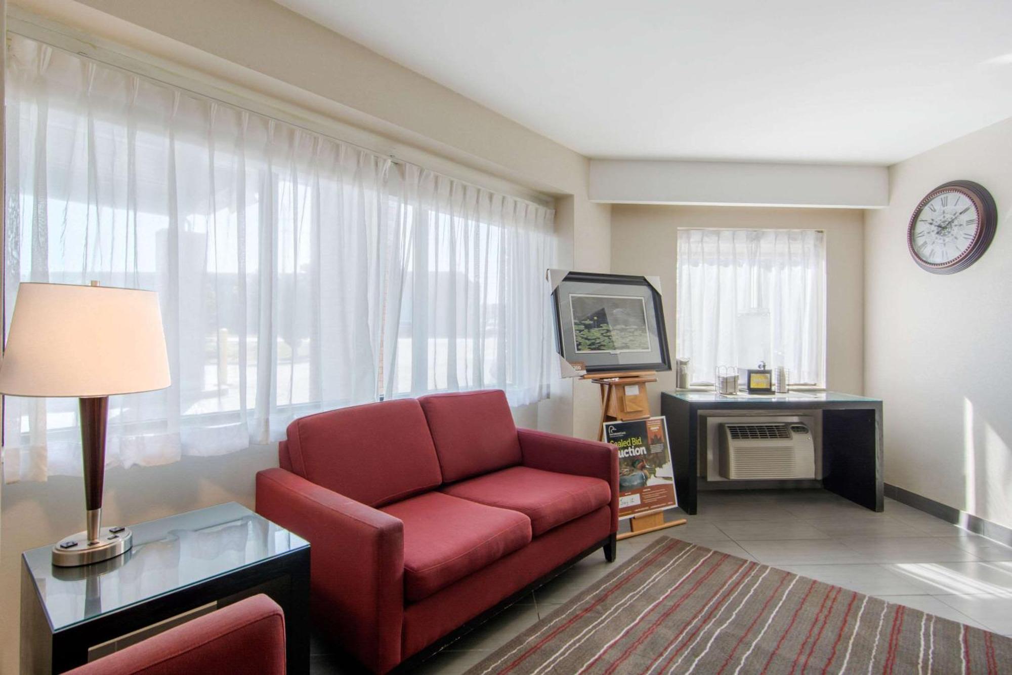 Comfort Inn Съдбъри Екстериор снимка