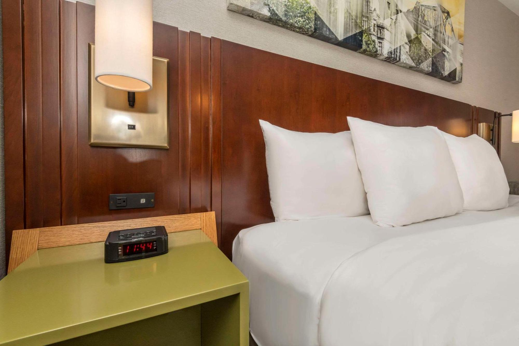 Comfort Inn Съдбъри Екстериор снимка